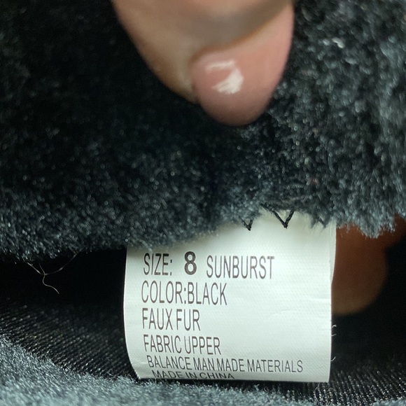 Relativity Sunburst Women’s Faux Fur Trimmed Winter Boots - Picture 7 of 7